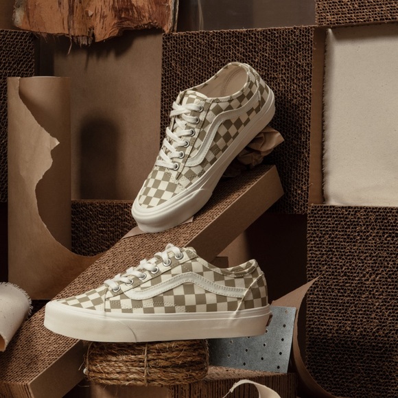 Vans Old Skool Tapered Checkerboard Sneaker - Picture 5 of 9